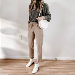 Aritzia joggers